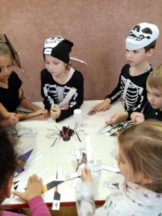 4. 11. 2021 Strašidelný den – návštěva MŠ v naší škole