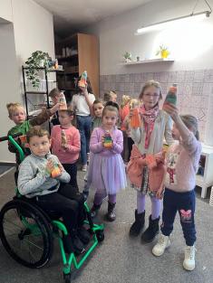 21. 10.&nbsp;2024 Halloweenaská svíčkárna - školní družina 1