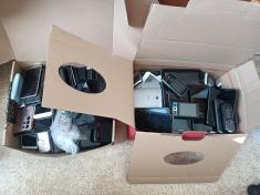 28. 11. 2025 Odlož mobil ve škole