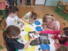 26. 3.&nbsp;2026 Velikonoční tvoření - kamínky 1